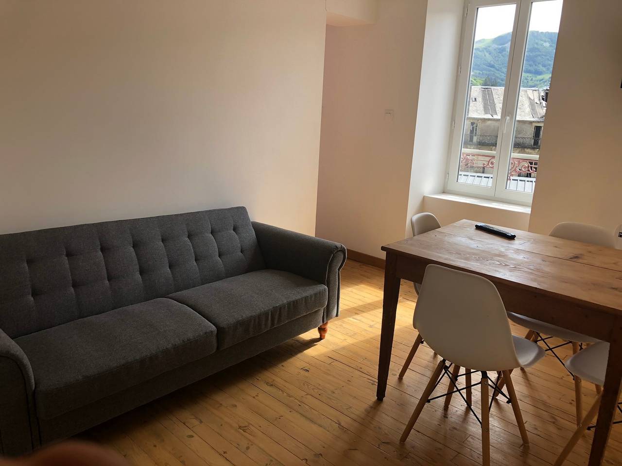Casa vacacional 'T 2' con Wi-Fi in La Bourboule, Parque Natural Regional Volcans d'Auvergne