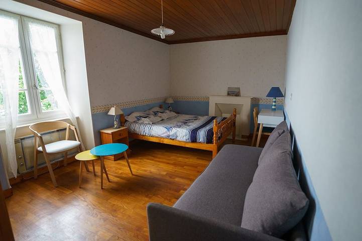 Location de vacances pour 17 personnes, avec jardin à Hirel - 4