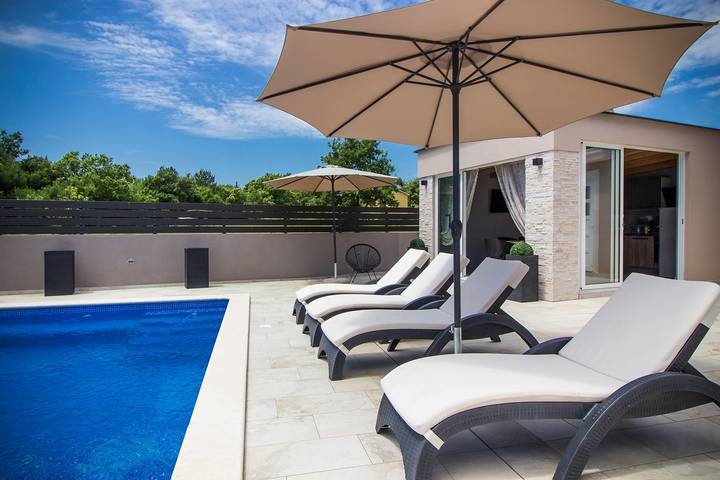 Villa Franka with Pool near Labin in Raša, Eastcoast Istria