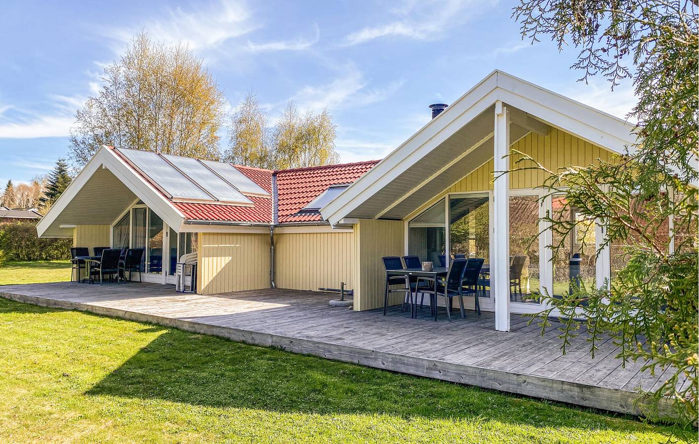 Ferienhaus für 8 Personen mit Pool in Dronningmølle, Kattegat Küste