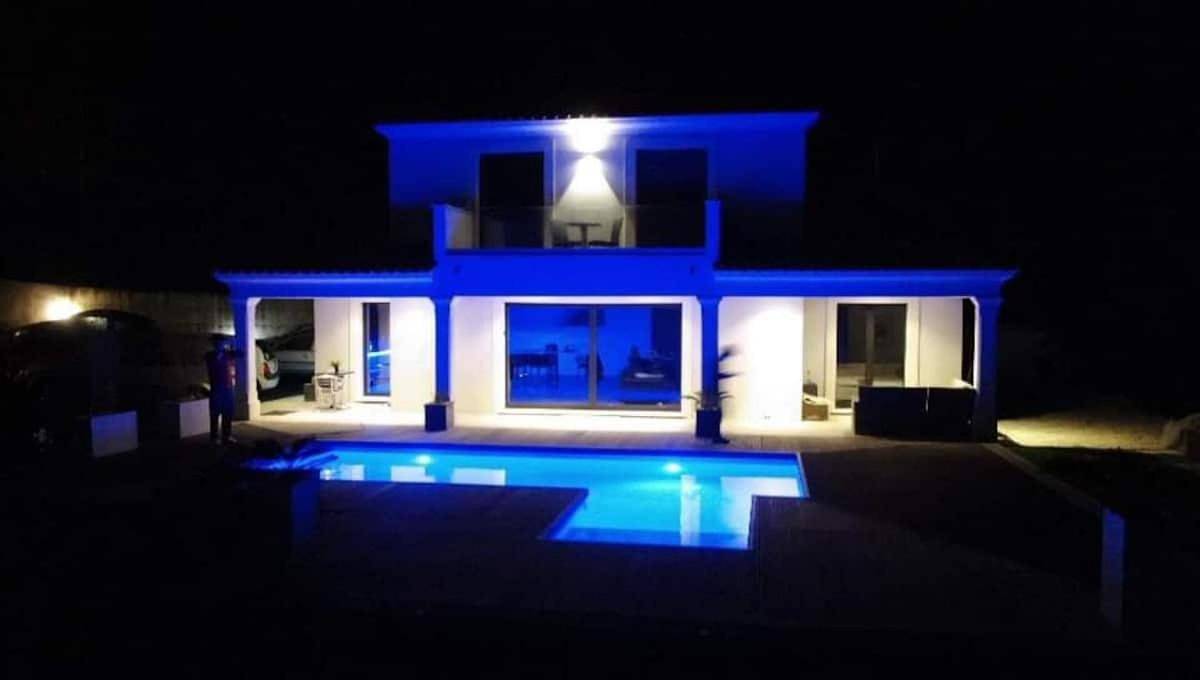 Appartement de vacances entier, Suite 20m2 Dans Villa Piscine Jacuzzi in Gattières, Côte méditerranéenne (France)