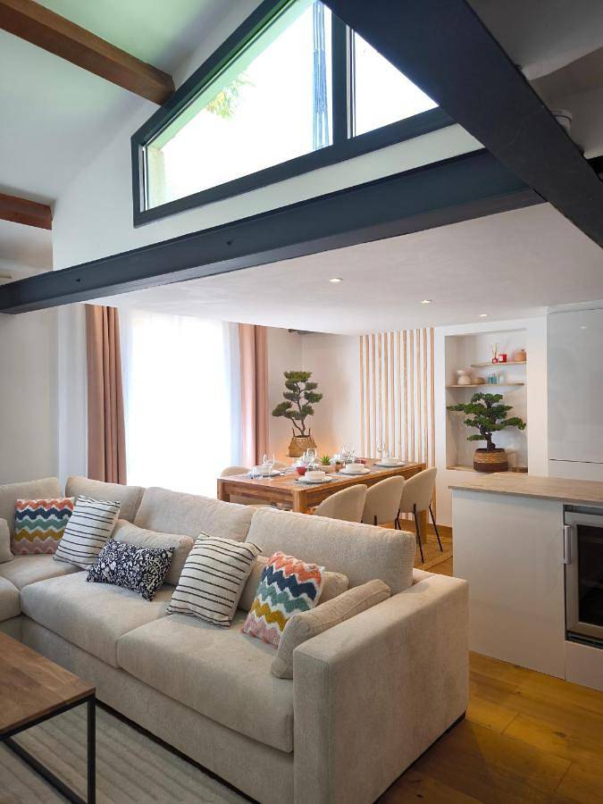 Gîte pour 6 personnes, avec terrasse et vue, animaux acceptés dans Office De Tourisme De Cassis - 3