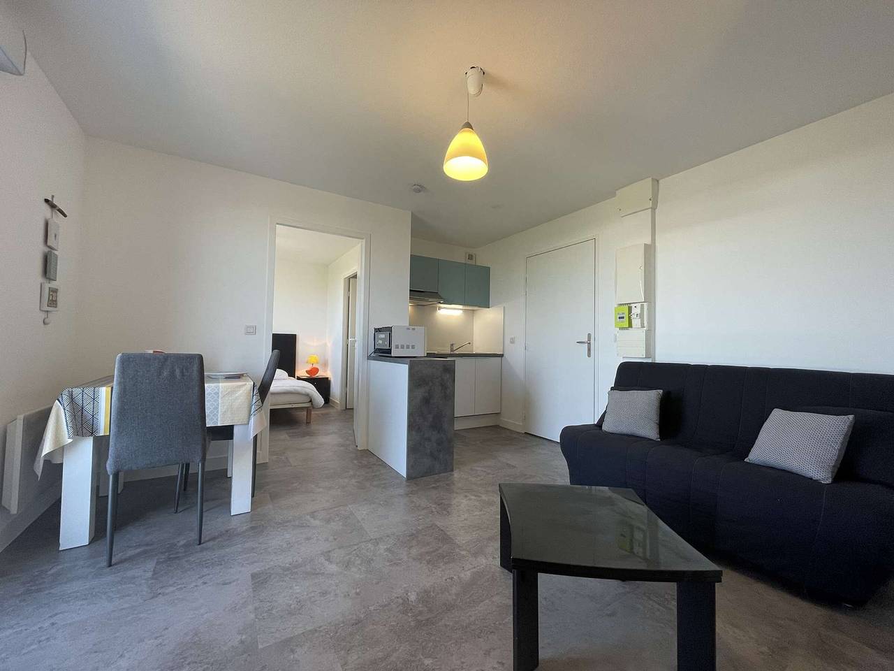 Ganze Wohnung, 2-Zimmer-Wohnung mit Balkon, sichere Residenz und Parkplatz in La Rochelle in La Rochelle, La Rochelle und Umgebung