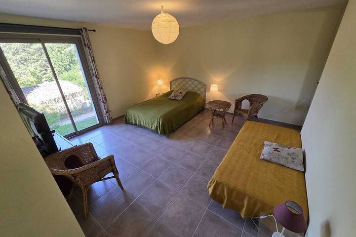 Gîte pour 6 personnes, avec Balcon et Jardin à Lasalle - 2