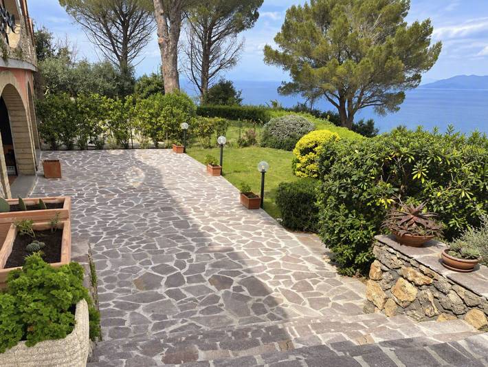 Sole in Porto Santo Stefano, Monte Argentario