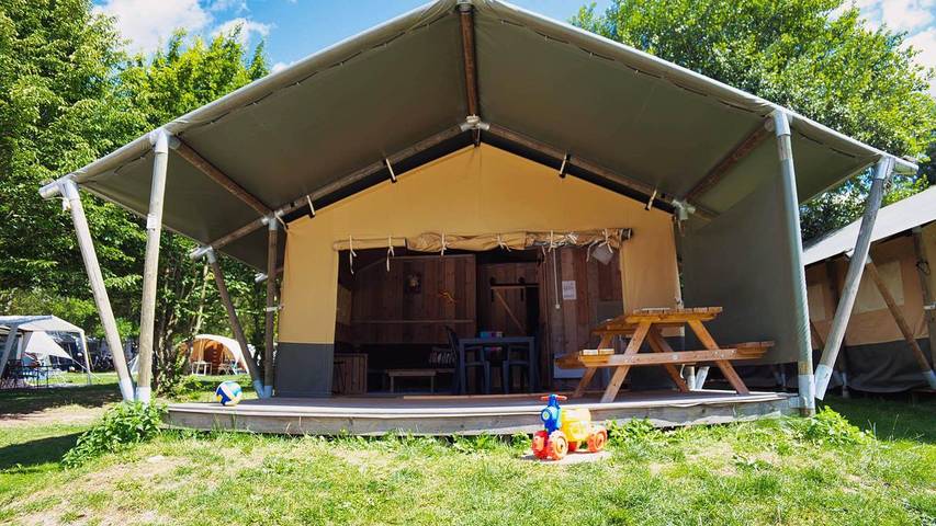 Szałas dla 6 osób, z basen w Czechy