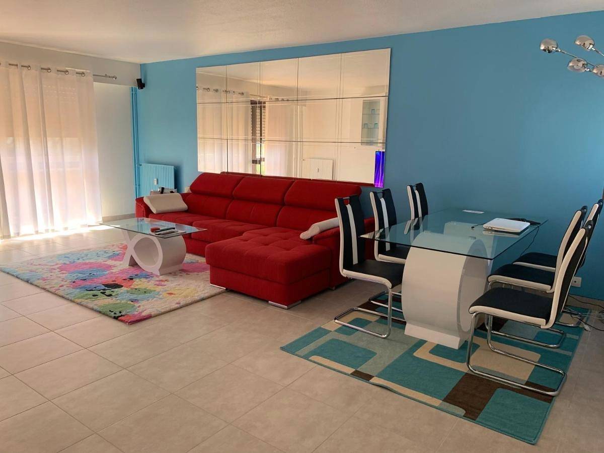 Appartement entier, Chambre a louer vue sur seine in Melun, Seine-et-Marne