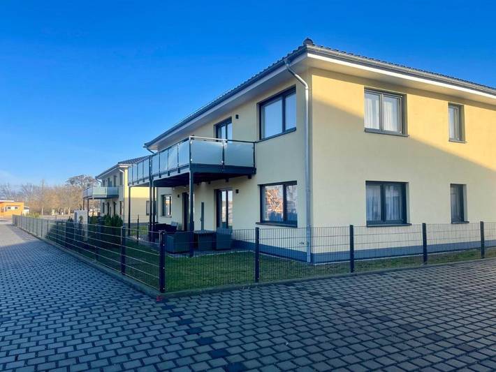 Ferienwohnung für 4 Personen, mit Balkon und Terrasse sowie Garten und Seeblick in Großkoschen - 2