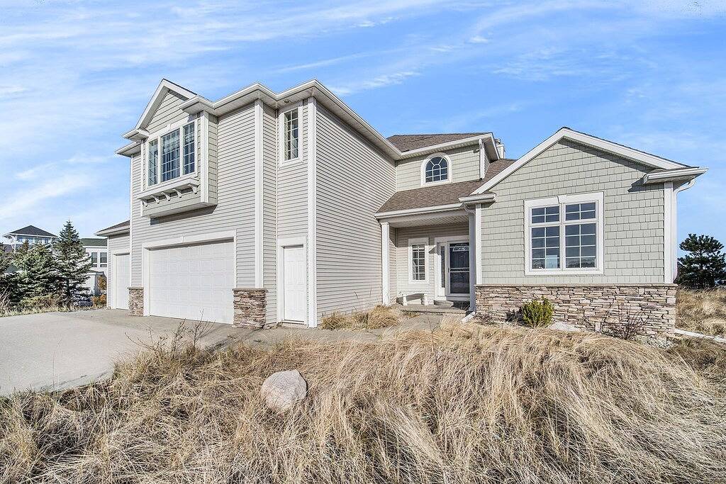 Exquisite Private Lake Front Family Home in Manistee, Manistee County