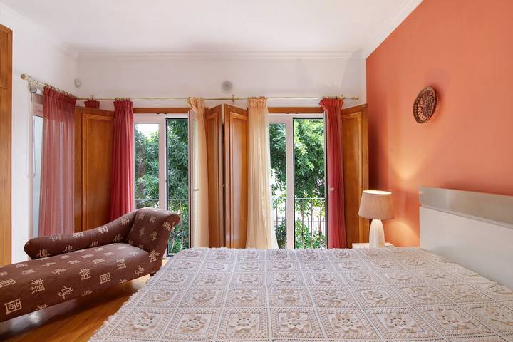 Casa de férias 'Casa da Cidade De Loulé' com terraço privado e Wi-Fi in Loulé, Loulé (São Sebastião)