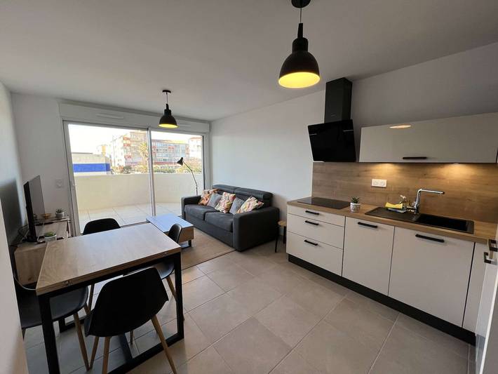 Gîte pour 5 personnes, avec terrasse dans Casino de Valras Plage - 4