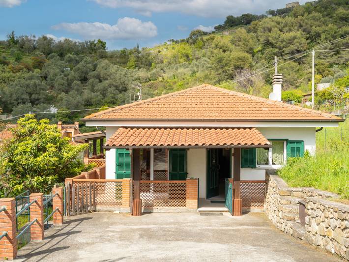 Ferienhaus für 6 Personen, mit Terrasse und Garten in Imperia Provinz - 3