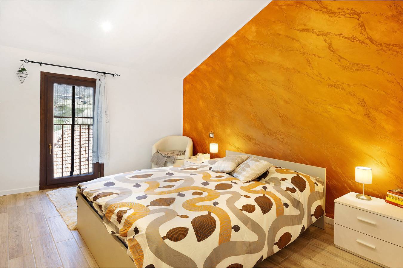 Geheel appartement, Appartement 'La Terrazza Del Tempo' met Uitzicht op de Bergen, Wifi en Airconditioning in Castelvecchio di Rocca Barbena, Riviera di Ponente