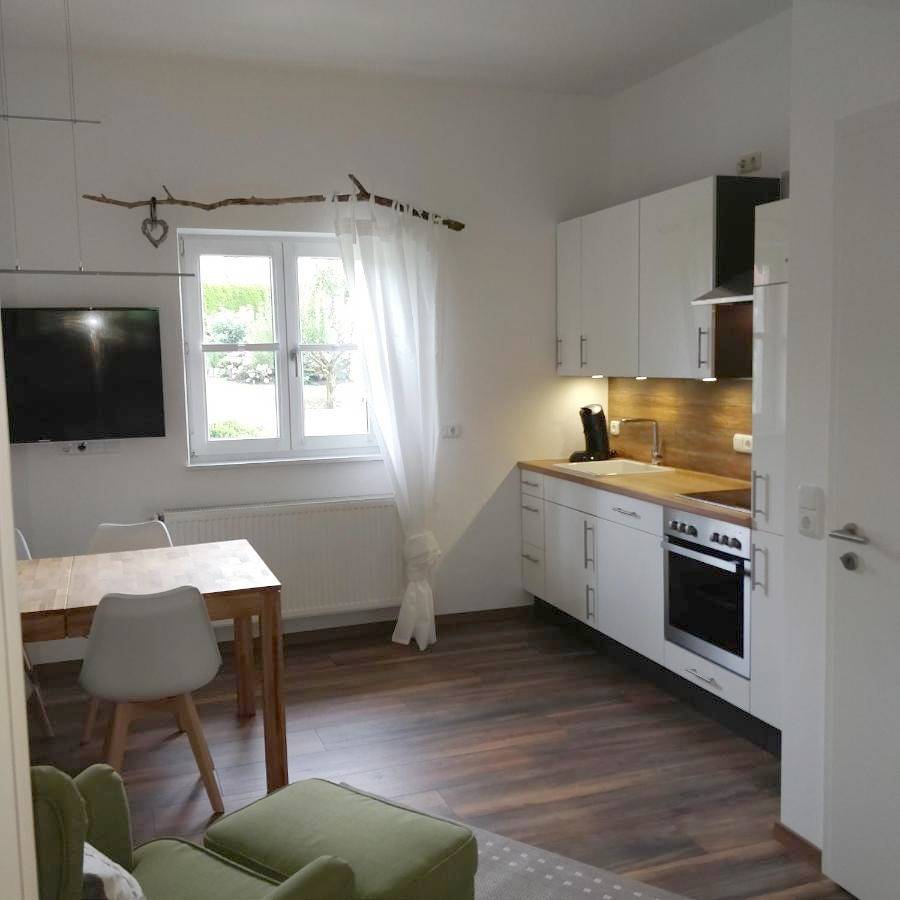 Ganze Wohnung, One-Bedroom Apartment in Tittmoning, Rupertiwinkel