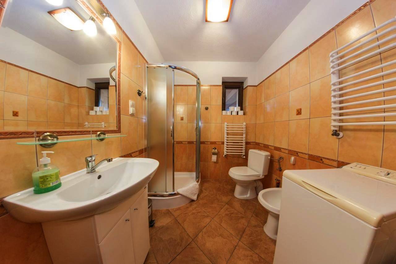 Cały apartament wypoczynkowy, Domek Marców in Ustrzyki Dolne, Karpaty (Polska)