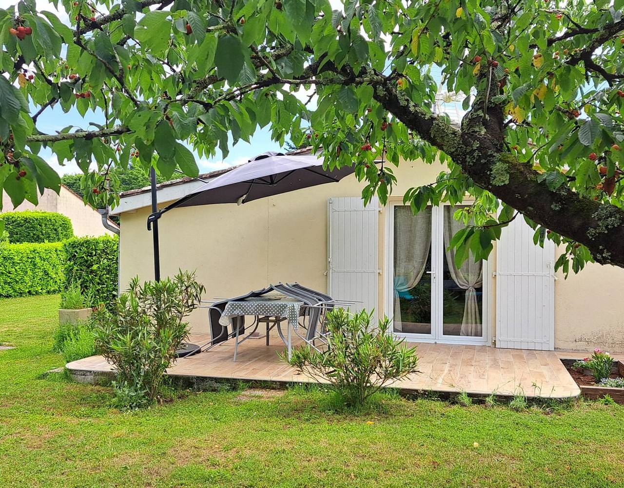 Gîte les Cerisiers en Sud Gironde in Preignac, Région de Langon