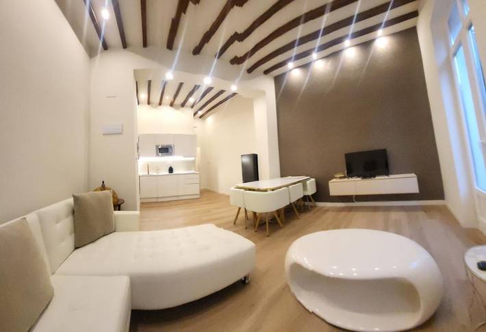 Apartamento de vacaciones para 6 personas, con balcón - 1