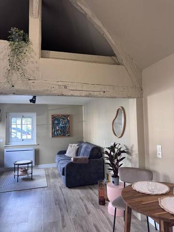 Gîte pour 2 personnes, avec terrasse à Conteville
