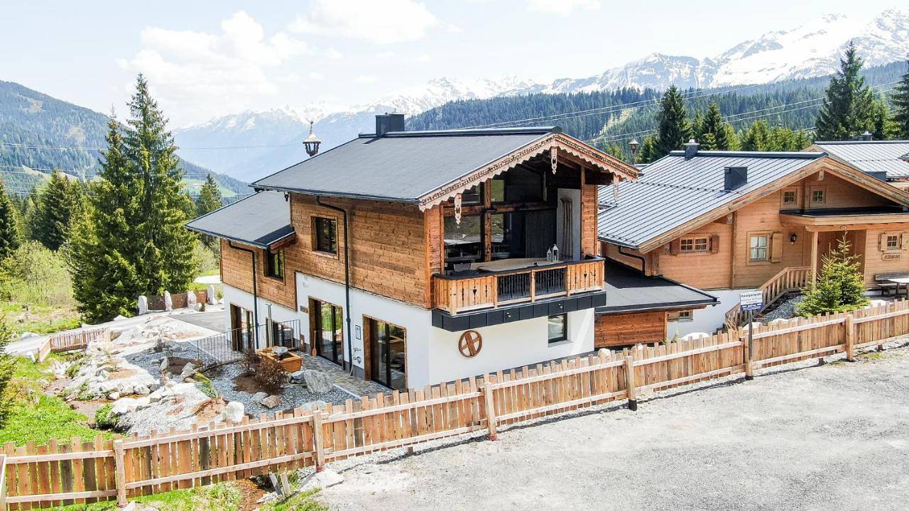 Geheel appartement, Superior Chalet in Königsleiten, Pinzgau