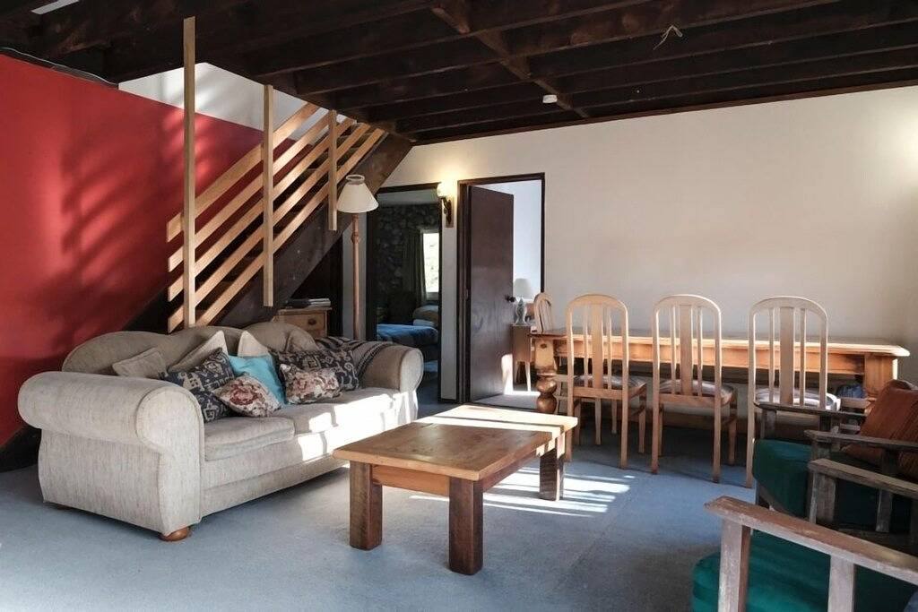 Holiday Home for 10 People in Otago, New Zealand