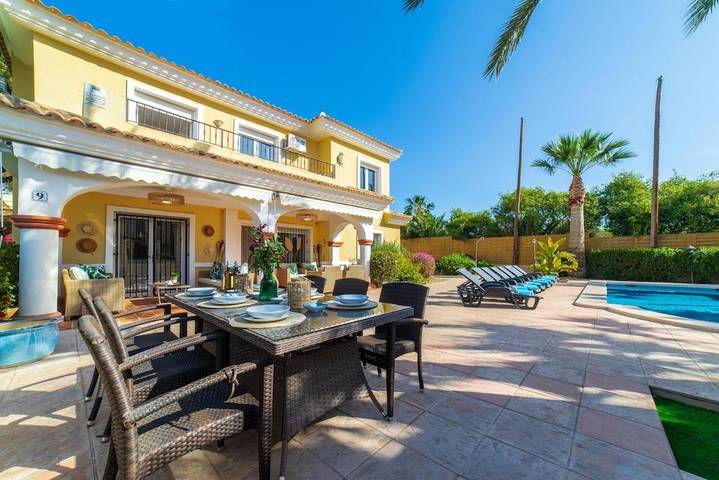 Casa rural para 10 personas, con jardín y piscina además de vistas y vistas al lago, Se admiten mascotas en Muchamiel - 4