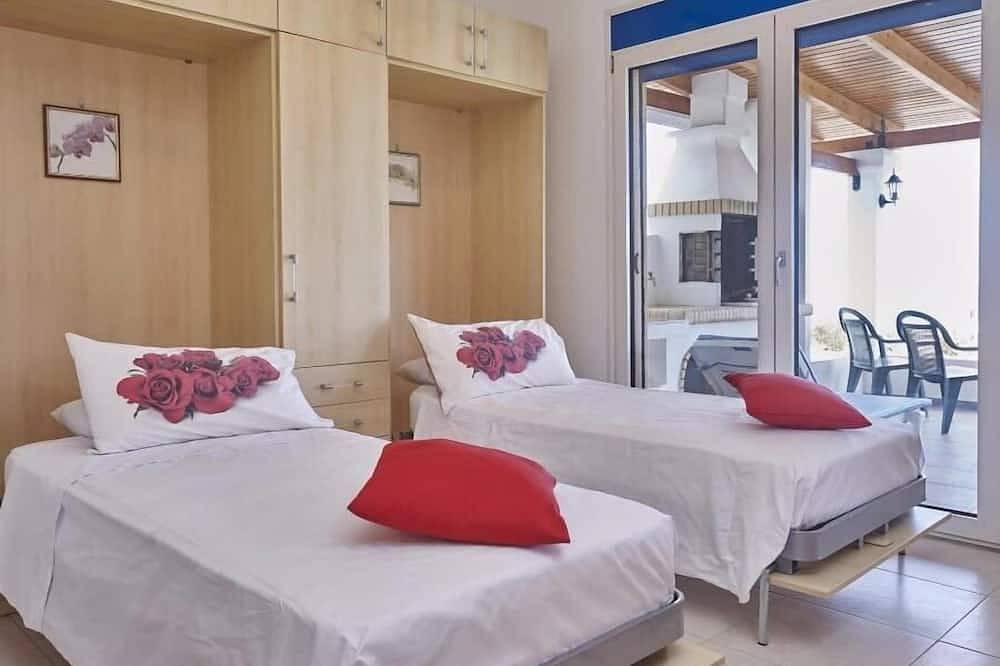 Villa Lindos Star in Rodos with Private Pool in Kalathos, Rhodos