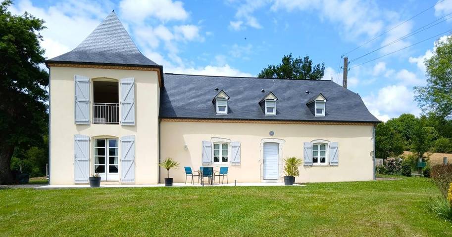 Gîte pour 4 personnes, avec Terrasse et Jardin