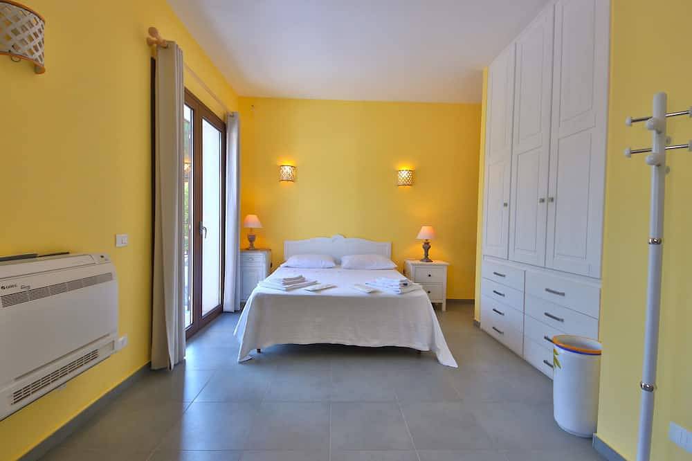 Ganze Wohnung, Amary Suite 2 + 2-Terrasse & Strand von Klabhouse in Spiaggia Timpi Russi, Sciacca