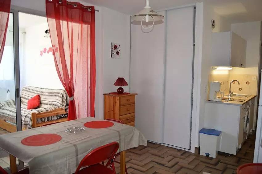 Entire studio, Studio 4 Persons 4 sleeping Port Leucate. Ref: 2Cyc_38A in Port Leucate, Leucate