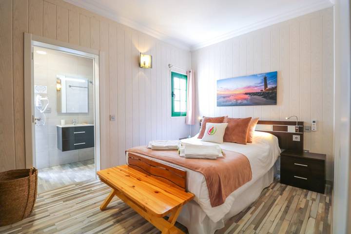 Casa rural para 10 personas, con terraza además de jardín y piscina en Moya - 3