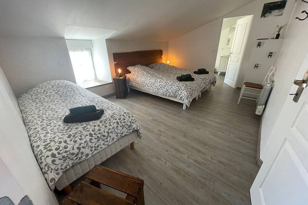 Gîte avec piscine, calme, parenthèse en Vendée in Sainte-Hermine, Fontenay-le-Comte