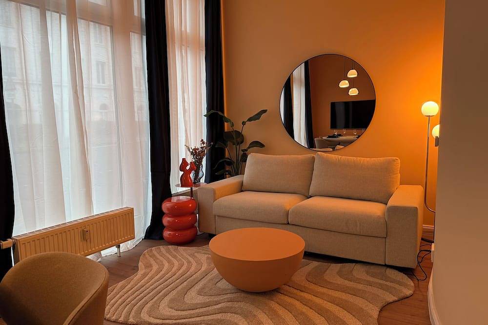 Ganze Wohnung, Atrium Apartment Erdgeschoß in Aachen, Rheinland