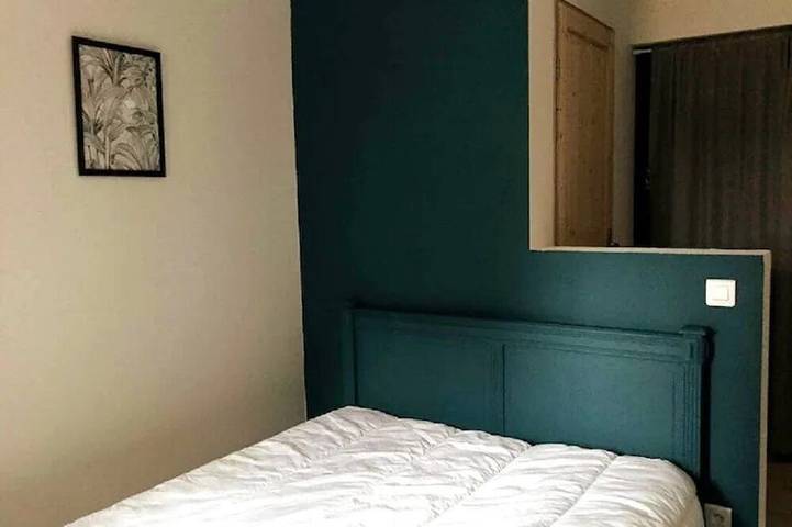 Gîte pour 4 personnes, avec jardin et piscine à Colonzelle - 2
