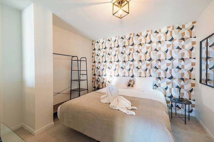 Gîte pour 4 personnes, avec jardin dans Plage de Tournemine - 2