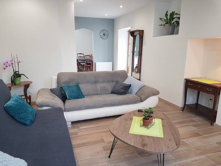 Gîte pour 7 personnes, avec terrasse à Jublains