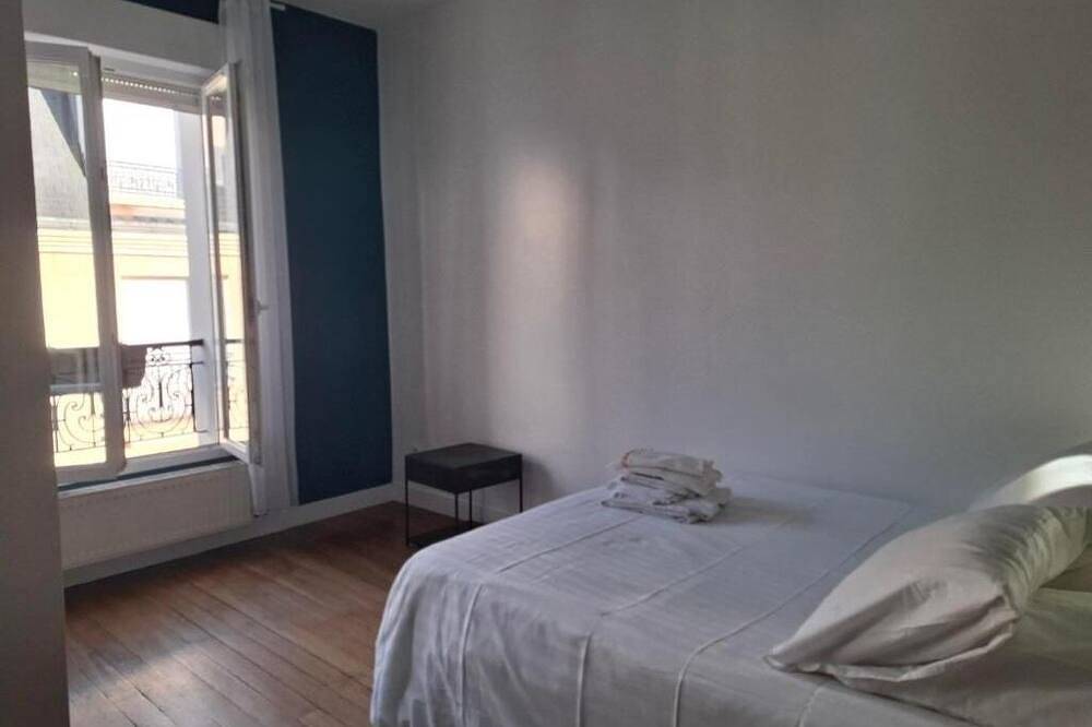 Apartamento entero, Cosy F2 at the gateway to Paris - 6 min by Rer from Paris Gare de Lyon in Maisons-Alfort, Valle del Marne