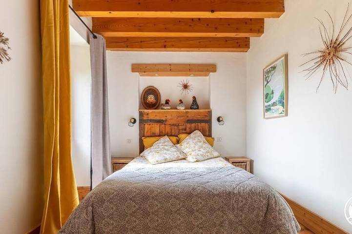 Location de vacances pour 4 personnes, avec balcon et jardin à Chaptuzat - 3