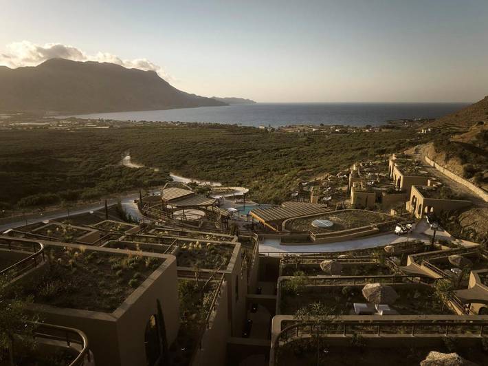 Ferienanlage für 3 Personen, mit Balkon und Whirlpool sowie Terrasse und Garten auf Kreta - 4