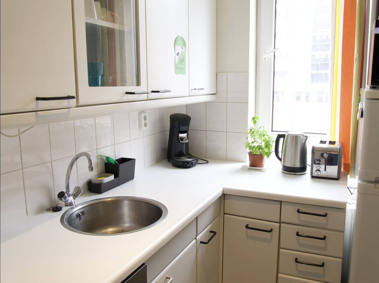 Apartamento vacacional entero, Room “Jasmijn” in Cozy Shared Duplex near City Center & Umcg in Groninga, Región de Groningen