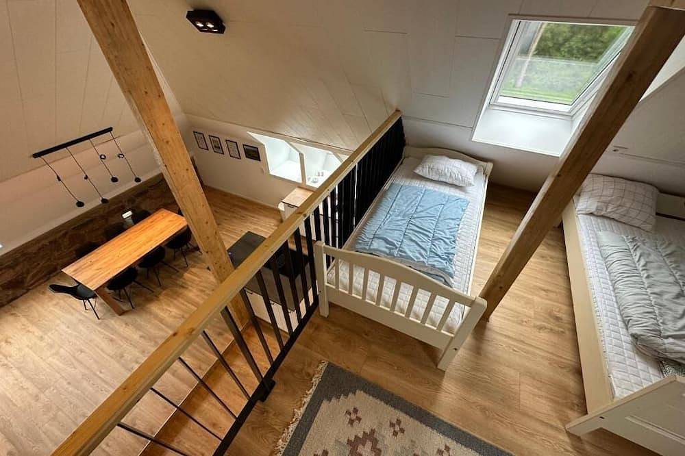 Moderner Wohncomfort in neu renovierten historischen Anwesen mitten in der Natur in Skövde, Västergötland