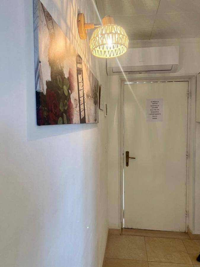 Location de vacances pour 2 personnes, avec terrasse ainsi que jardin et vue à Peschici - 3