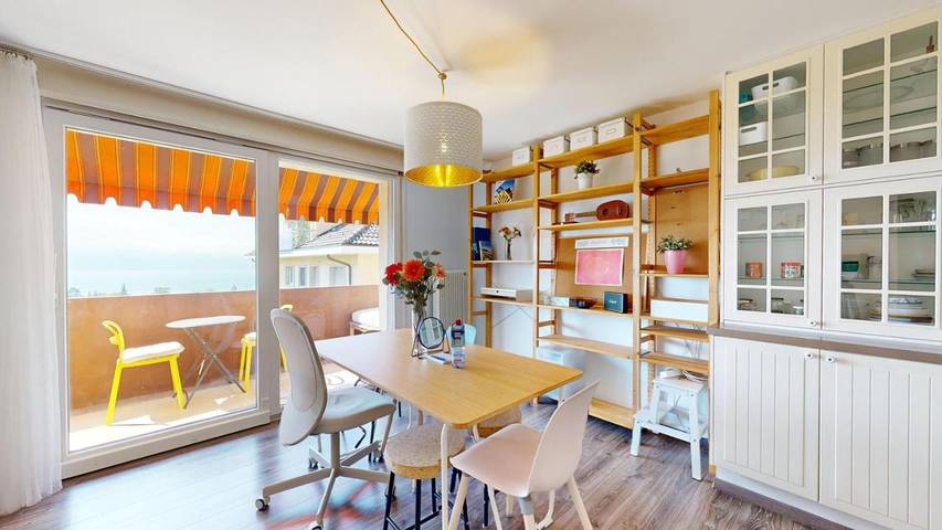Gîte pour 2 personnes, avec vue sur le lac ainsi que vue et balcon à Pully - 3