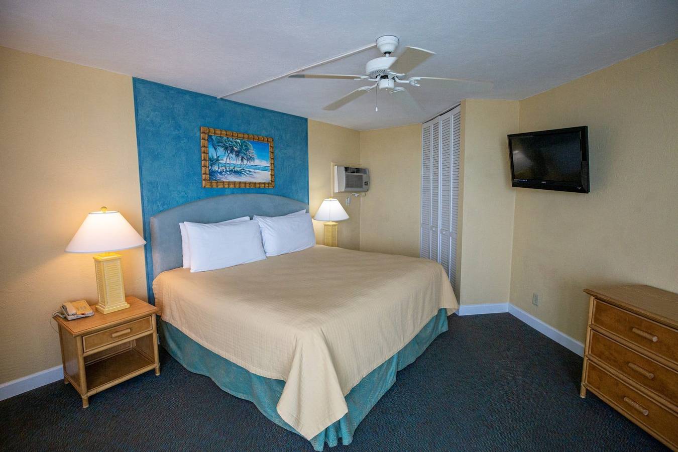 Entire apartment, Sea Club Iv in Daytona Beach Shores, Florida
