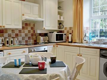 Log Cabin for 4 People in Troutbeck Bridge, Cumbria, Photo 3
