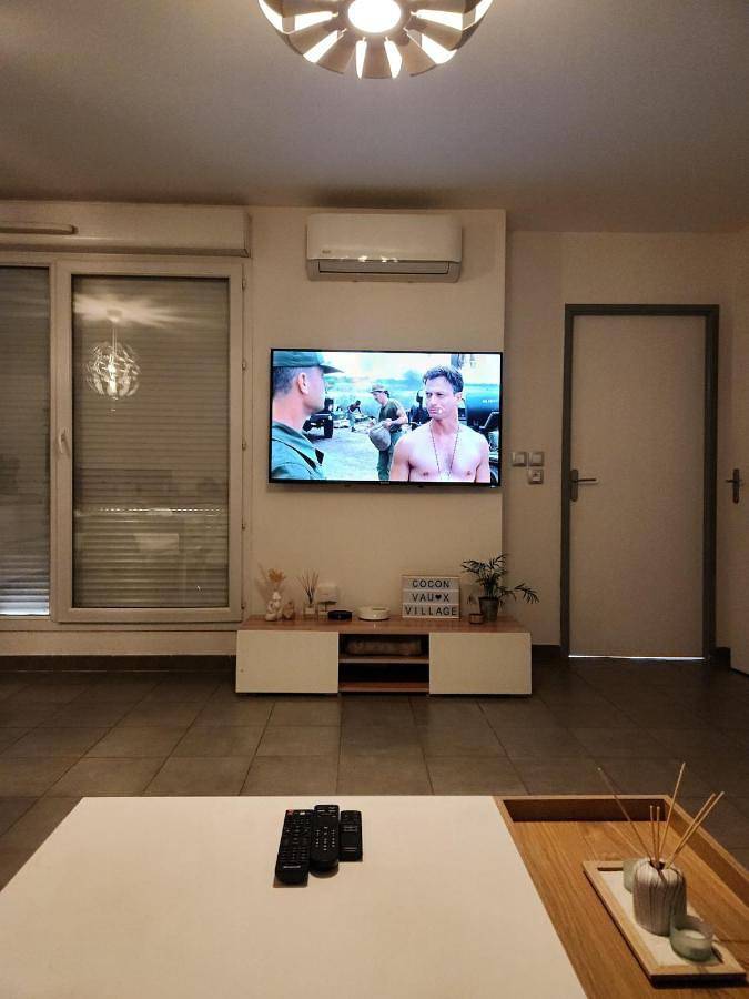 Gîte pour 5 personnes, avec terrasse et vue à Vaulx-en-Velin - 4