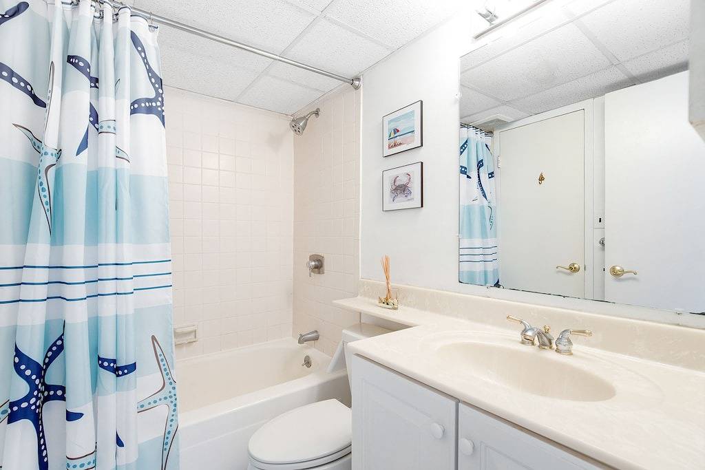 Ganze Wohnung, Sea Colony condo with a pool, gym, hot tub, sport courts, & W/D - beach views in Sea Colony, Middlesex Beach