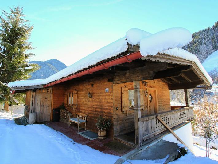 Ferienhaus für 6 Personen, mit Balkon und Terrasse sowie Garten