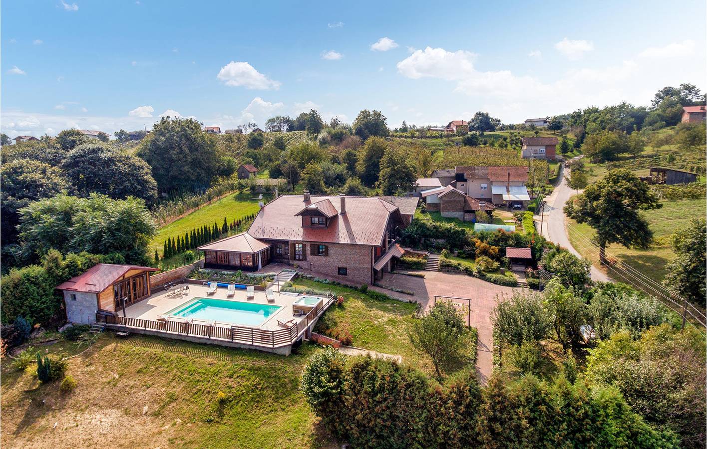 Charmant appartement de 2 chambres avec piscine, Wi-Fi et parking in Ludbreg, Varaždin