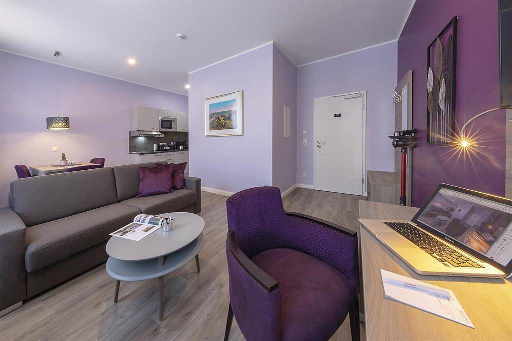 Ganze Ferienwohnung, Princesize-Apartment in Rhens, Osteifel