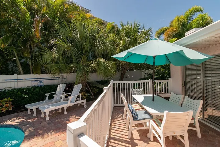 Vacation house for 4 people, with pool and terrace - 1